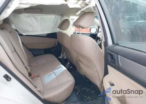 2016 Subaru Outback 2.5I z USA, uszkodzony, nr VIN 4S4BSBAC3G3333143